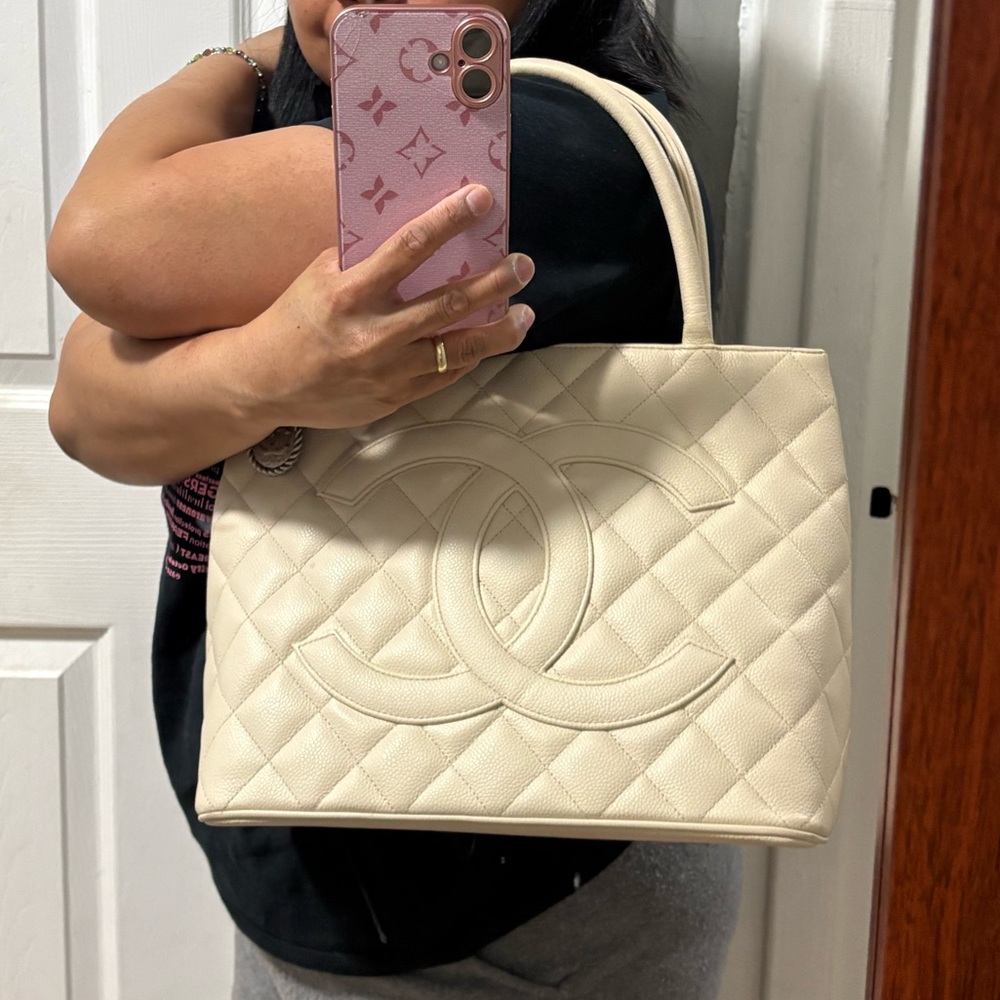 CHANEL Ivory Quilted Medallion Tote Bag